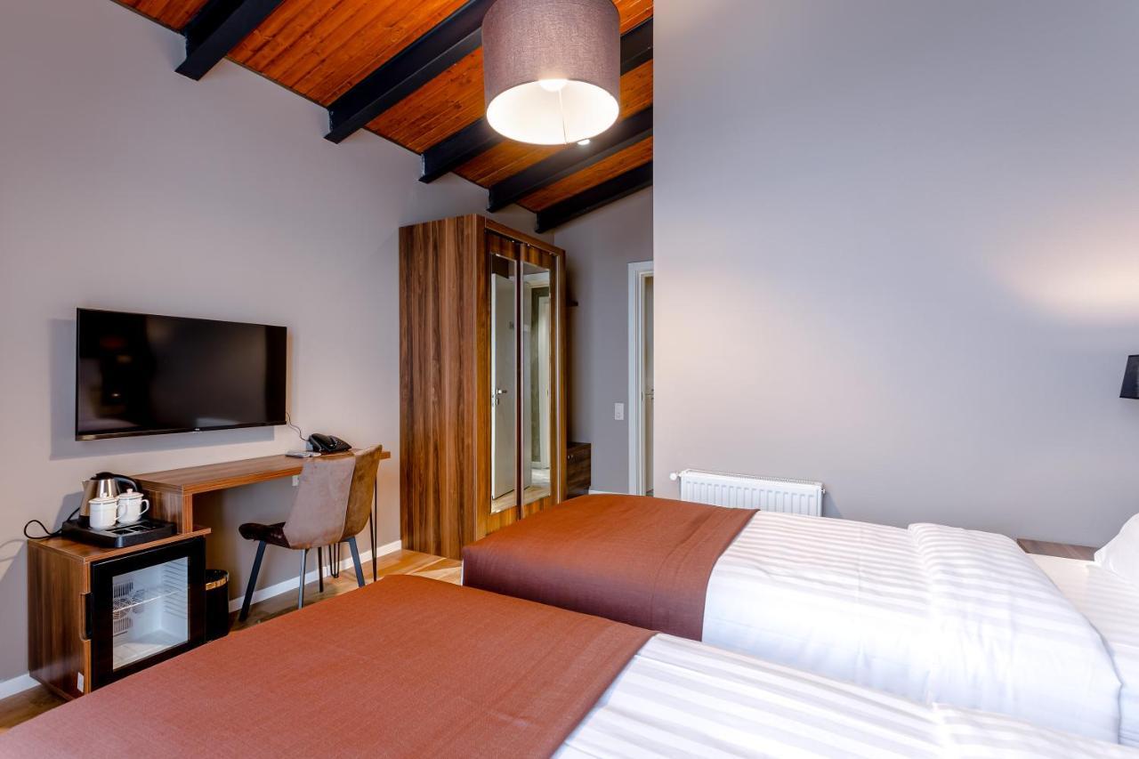 Hotel Tsiga 구다우리 외부 사진